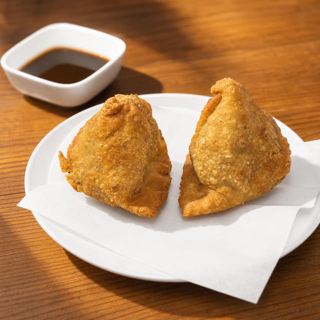 Vegetable Samosa (2 Piece).